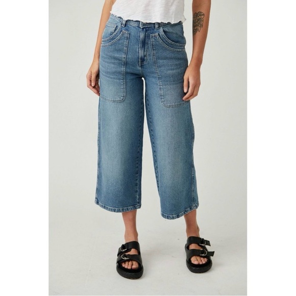 Free People Piper Wide Leg Crop Jeans 27 Med Denim Wash Casual 90s Retro boho - Picture 2 of 14